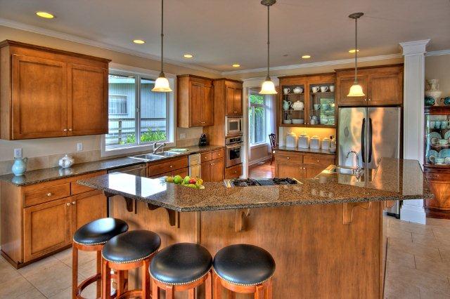 Large island in kitchen